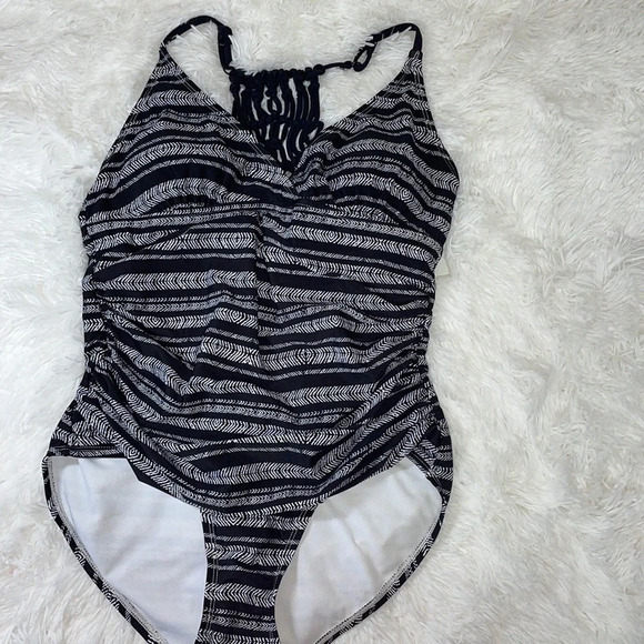 NWT Tahiti One Piece Swimsuit Sz 8/10 - Picture 1 of 5